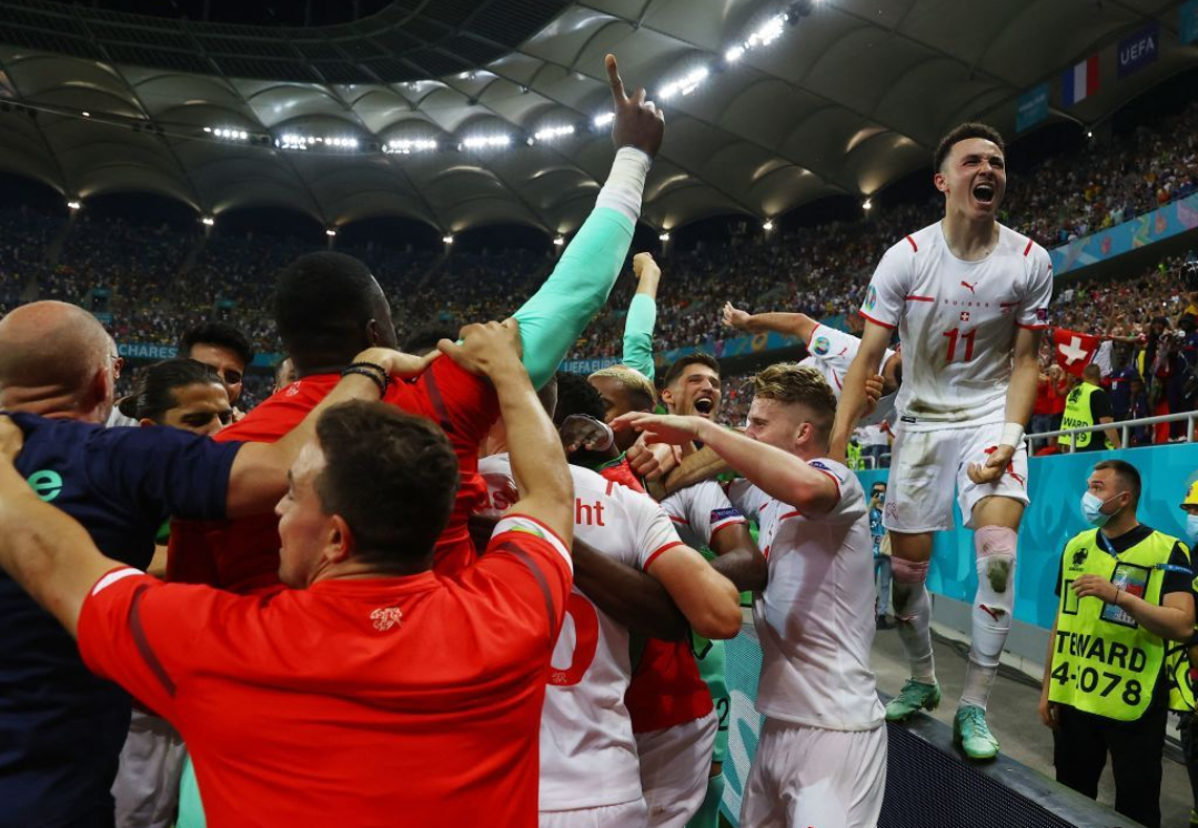 瑞士队表现出色，成功晋级欧国联八强