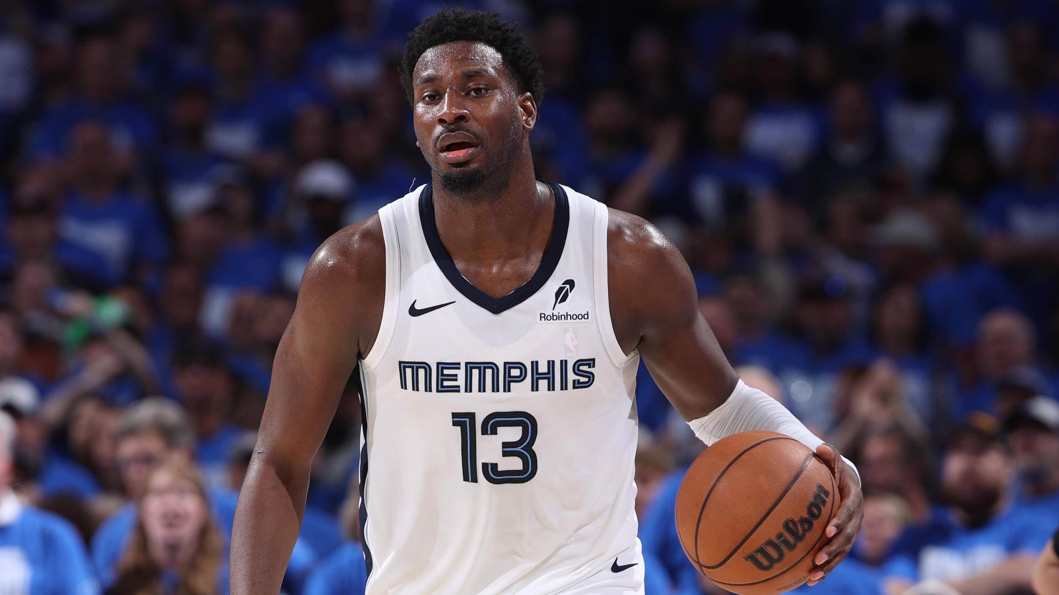 包含灰熊完胜魔术，杰克逊飚三分的词条