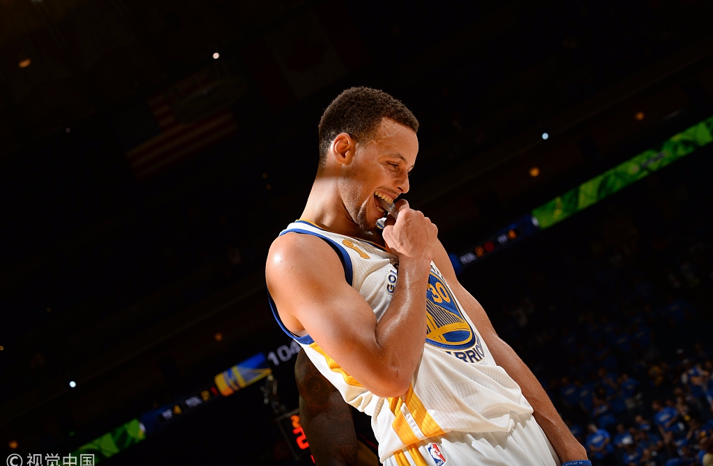 包含勇士遭逢三连败，库里状态低迷的词条